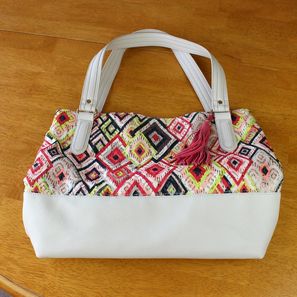 Cato Boho Tote Bag Cream Tribal Print Pink Tassel Shoulder Bag
